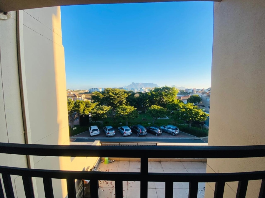 To Let 2 Bedroom Property for Rent in Royal Ascot Western Cape